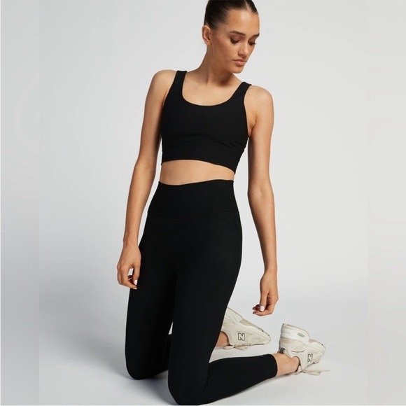 NWOT Wilo the Label Ribbed 7/8 Leggings Size Small - Picture 3 of 6